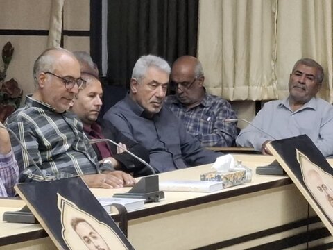 تصاویر/ تجلیل خانواده شهدا،ایثارگران،جانبازان وبسیجیان مجموعه کارگزاران حج وزیارت کاشان