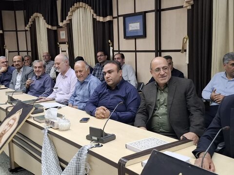 تصاویر/ تجلیل خانواده شهدا،ایثارگران،جانبازان وبسیجیان مجموعه کارگزاران حج وزیارت کاشان