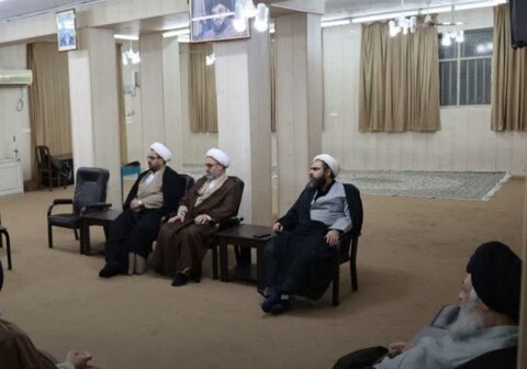 تصاویر/دیدار نهادهای حوزه های علمیه استان خوزستان با آیت الله موسوی جزایری