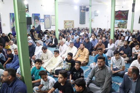 تصاویر/حضور عضو مجلس خبرگان رهبری در اولین سالگرد شهید سید حسن نصرالله در روستای کوت سید سلطان‌ از توابع شهر ویس