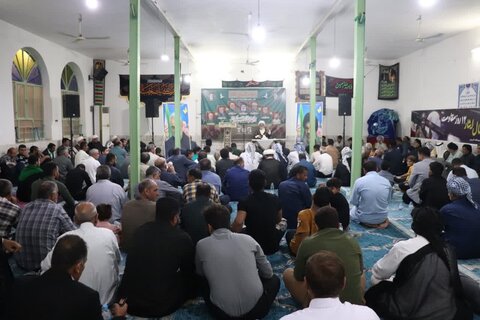 تصاویر/حضور عضو مجلس خبرگان رهبری در اولین سالگرد شهید سید حسن نصرالله در روستای کوت سید سلطان‌ از توابع شهر ویس