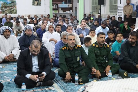 تصاویر/حضور عضو مجلس خبرگان رهبری در اولین سالگرد شهید سید حسن نصرالله در روستای کوت سید سلطان‌ از توابع شهر ویس