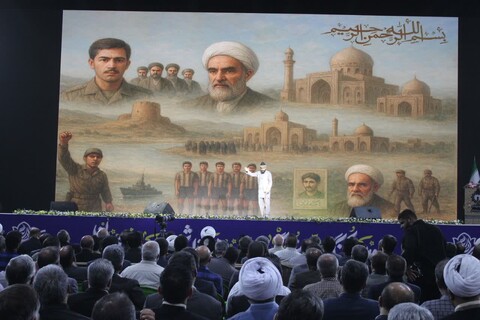 تصاویر/ اختتامیه دومین کنگره ملی سه هزار شهید استان سمنان با حضور مقامات کشوری و استانی