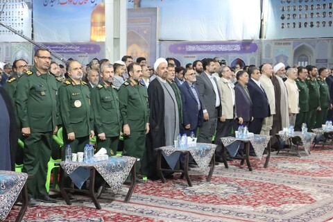 تصاویر/ اختتامیه دومین کنگره ملی سه هزار شهید استان سمنان با حضور مقامات کشوری و استانی