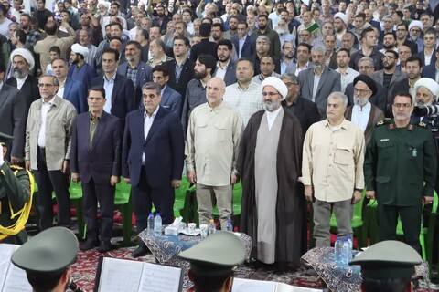 تصاویر/ اختتامیه دومین کنگره ملی سه هزار شهید استان سمنان با حضور مقامات کشوری و استانی