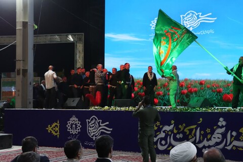 تصاویر/ اختتامیه دومین کنگره ملی سه هزار شهید استان سمنان با حضور مقامات کشوری و استانی