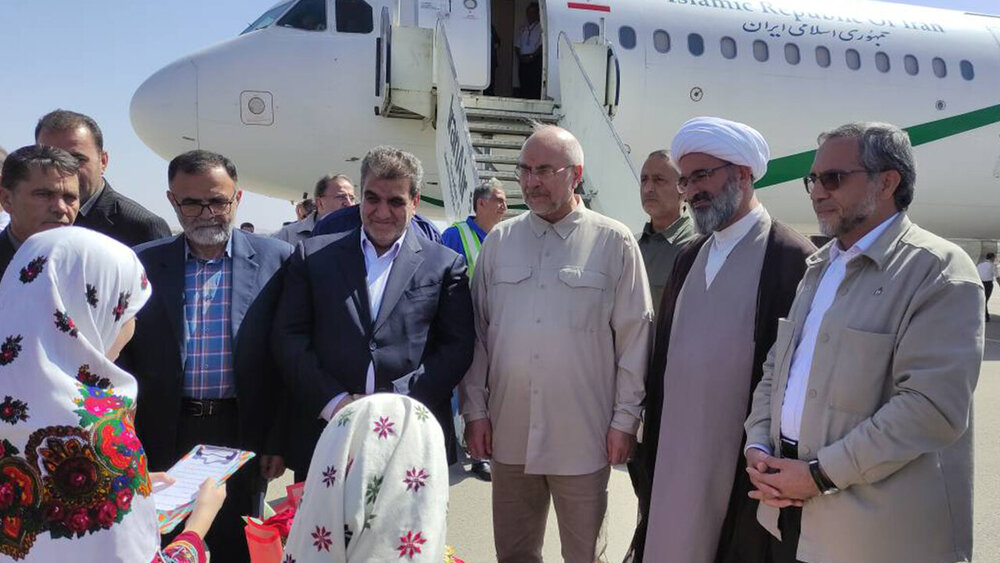 قالیباف دقایقی قبل وارد فرودگاه شهدای استان سمنان شد