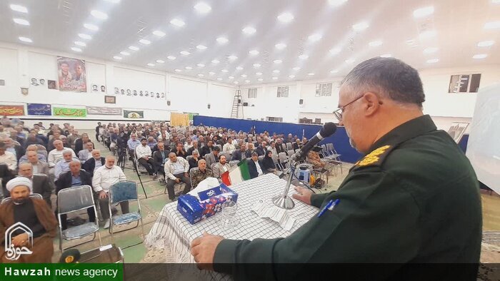 ملت ایران با وحدت مثال‌زدنی متجاوزان را به آتش‌بس وادار کرد