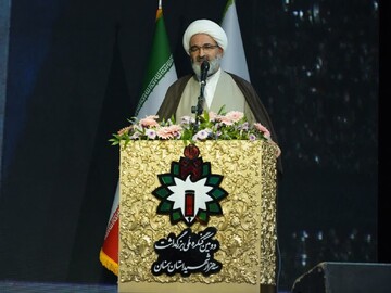 «شهدا» اسوه‌های راستین مقاومت و شفیعان والای روز قیامت هستند/ مشکلات اقتصادی، آرامش روانی جامعه را تهدید می‌کند