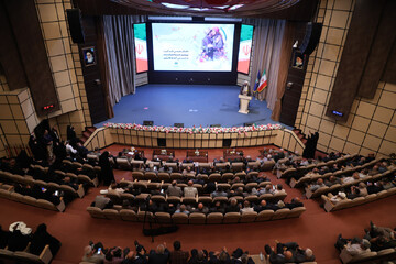 تصاویر / ششمین آیین تجلیل از پیشکسوتان و فعالان عرصه دفاع مقدس در همدان