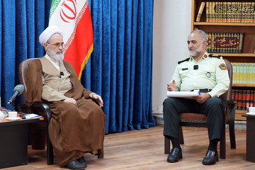 قدردانی آیت‌الله اعرافی از مجاهدان انتظامی / تاکید بر ضرورت بازشناسی شخصیت پیامبر(ص) در سالگشت ۱۵۰۰ سالگی