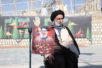 محبوبیت حقیقی، نتیجه اخلاص و عمل صالح است