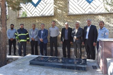 تجدید میثاق شهردار و مسئولین با شهدای نیاسر+عکس