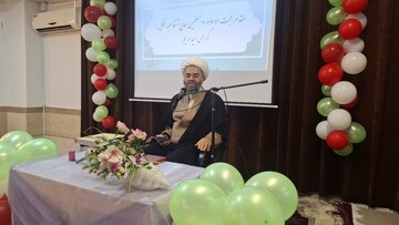 حوزه‌های علمیه در تربیت نیروهای متعهد نقش کلیدی دارند