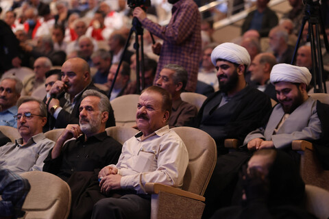 تصاویر / ششمین آیین تجلیل از پیشکسوتان و فعالان عرصه دفاع مقدس در همدان