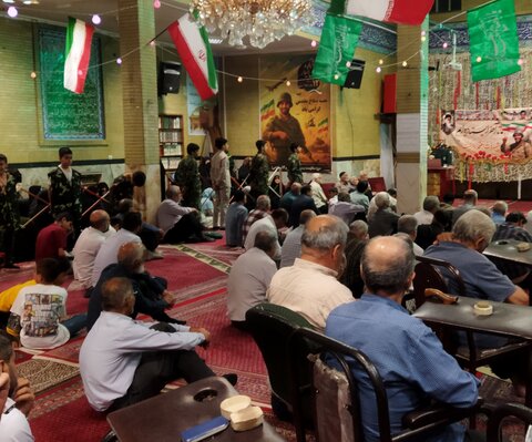 تصاویر/ یادواره شهدای دفاع مقدس ۱۲ روزه در مسجد حضرت ابوالفضل(ع)