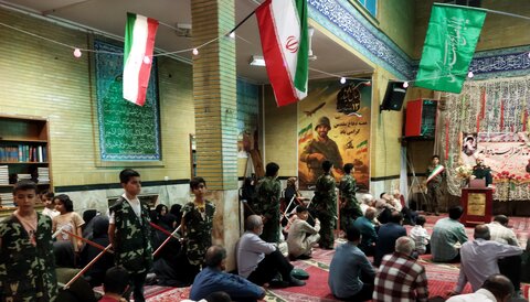 تصاویر/ یادواره شهدای دفاع مقدس ۱۲ روزه در مسجد حضرت ابوالفضل(ع)