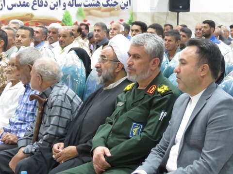تصاویر/ همایش رزمندگان دوران دفاع مقدس شهرستان خاتم