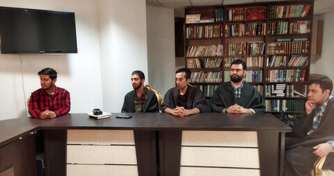 تصاویر/ درس اخلاق مدرسه علمیه سفیران هدایت امام صادق(ع)