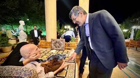 تصاویر/ دیدار استاندار یزد با مردم تفت و جانبازان ضایعه نخاعی