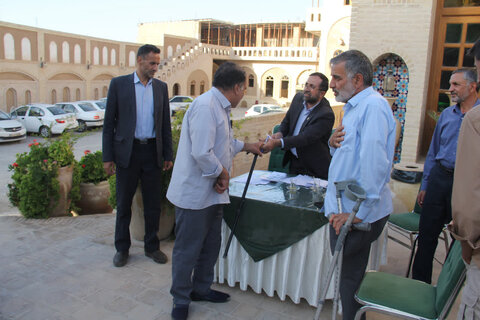 تصاویر/ دیدار استاندار یزد با مردم تفت و جانبازان ضایعه نخاعی