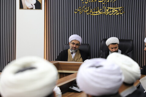 تصاویر / جلسه هیئت اندیشه ورز استان کردستان