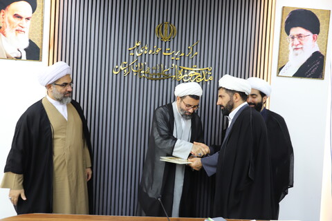 تصاویر / جلسه هیئت اندیشه ورز استان کردستان