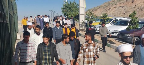 همایش پیاده‌روی طلاب چهارمحال و بختیاری با عنوان ما فاتحان قله ایم