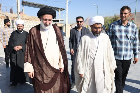 همایش پیاده‌روی طلاب چهارمحال و بختیاری با عنوان ما فاتحان قله ایم