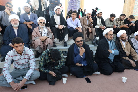 همایش پیاده‌روی طلاب چهارمحال و بختیاری با عنوان ما فاتحان قله ایم