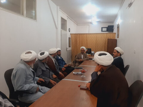 تصاویر/ بازدید مدیر و معاونان حوزه علمیه کاشان از مدارس علمیه این منطقه