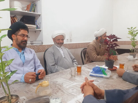 تصاویر/ بازدید مدیر و معاونان حوزه علمیه کاشان از مدارس علمیه این منطقه