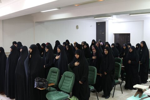 تصاویر/ برگزاری اولین سالگرد شهادت سیدحسن نصرالله در حوزه علمیه خواهران استان بوشهر