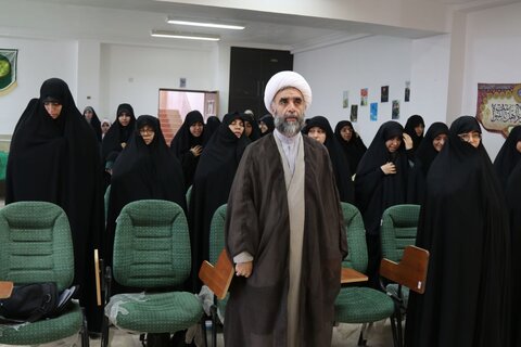 تصاویر/ برگزاری اولین سالگرد شهادت سیدحسن نصرالله در حوزه علمیه خواهران استان بوشهر