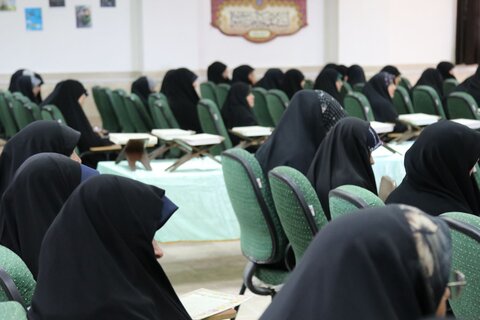 تصاویر/ برگزاری اولین سالگرد شهادت سیدحسن نصرالله در حوزه علمیه خواهران استان بوشهر