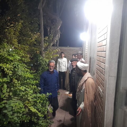 تصاویر/ دیدار کارکنان مدرسه علمیه امام موسی کاظم(ع) برزک با خانواده شهدا