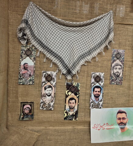 تصاویر/ فضاسازی محیط مدارس علمیه کاشان به مناسبت سالگرد شهید نصرالله