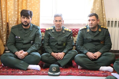 تصاویر/  دیدار نمایندگی ولی فقیه سپاه بناب با آیت الله بنابی