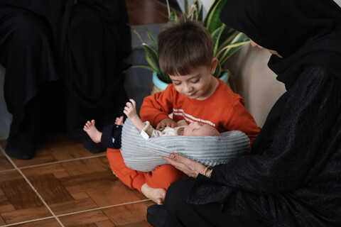 تجلیل نماینده ولی فقیه در استان همدان از خانواده شهدای آتش نشان