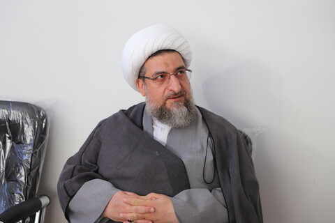 تصاویر/ نشست صمیمی نماینده ولی فقیه در آذربایجان شرقی با کادر مرکز تخصصی علامه امینی(ره) تبریز