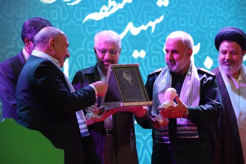 تصاویر/ اجلاسیه بزرگ ۴۲۰ شهید منطقه آزاد ماکو و شهدای اقتدار