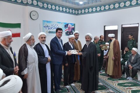 تصاویر/ نشست هم اندیشی علمای اهل تشیع و تسنن شهرستان شوط