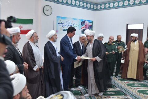 تصاویر/ نشست هم اندیشی علمای اهل تشیع و تسنن شهرستان شوط