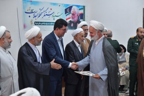 تصاویر/ نشست هم اندیشی علمای اهل تشیع و تسنن شهرستان شوط