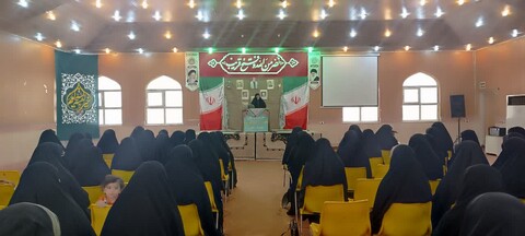 تصاویر/برگزاری جلسه اخلاق با حضور رئیس دانشگاه فرهنگیان در مدرسه علمیه تخصصی فاطمه الزهرا (س) آبادان