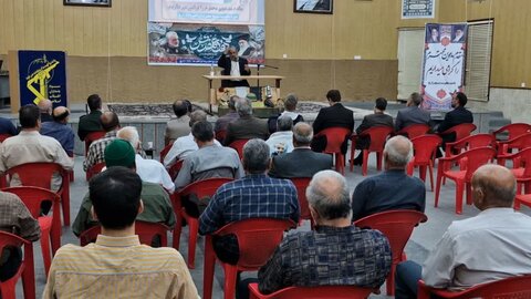 تصاویر/ برگزاری گردهمایی رزمندگان دفاع مقدس در ناحیه بسیج زارچ