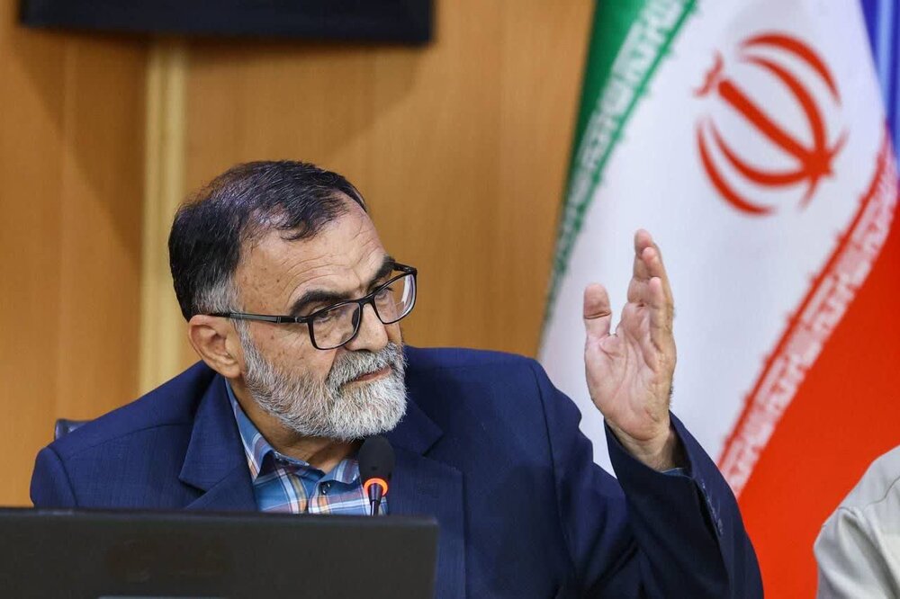 علیزاده: فرونشست زمین در استان سمنان به مرحله‌ای خطرناک رسیده است