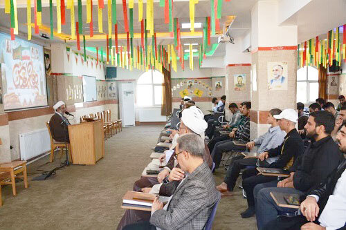 آغاز سال تحصیلی جدید در مدرسه علمیه امیرالمؤمنین(ع) صحنه+عکس