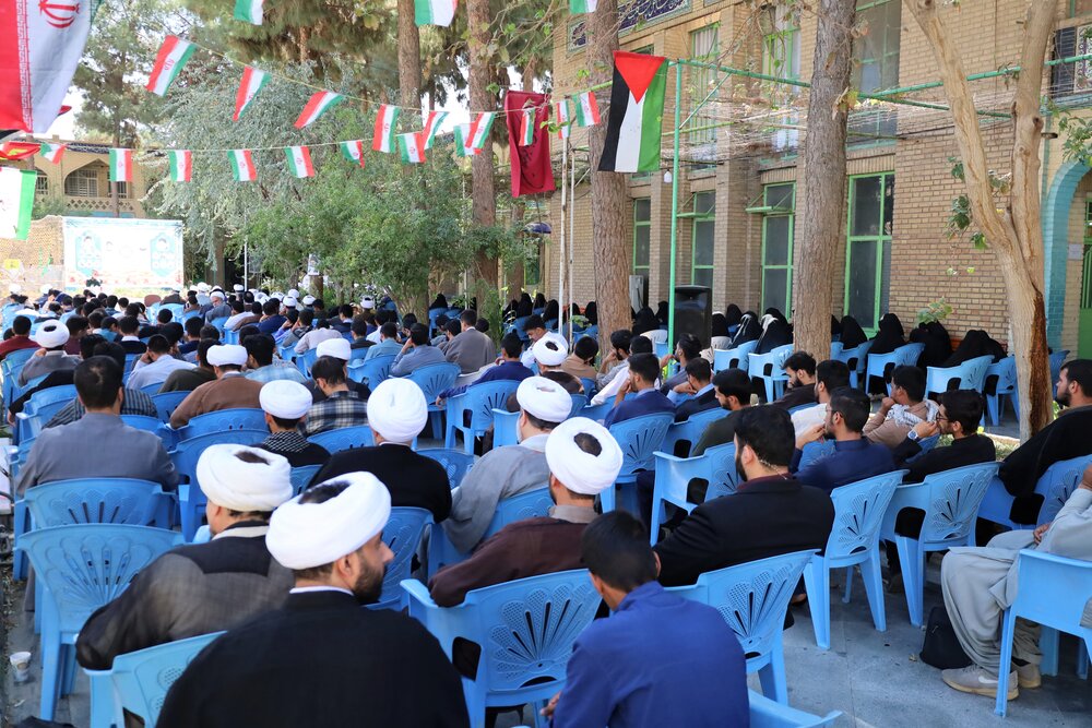 آیین گرامیداشت هفته دفاع مقدس و سالروز شهادت سید حسن نصرالله