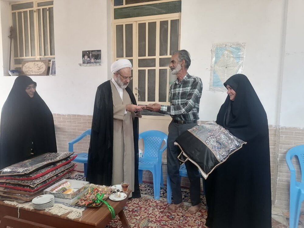 پایان مرحله نخست کارگاه صنایع تولیدی مرکز نیکوکاری میبد